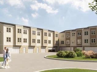 26 Dyer St #NA, Rockland, MA 02370