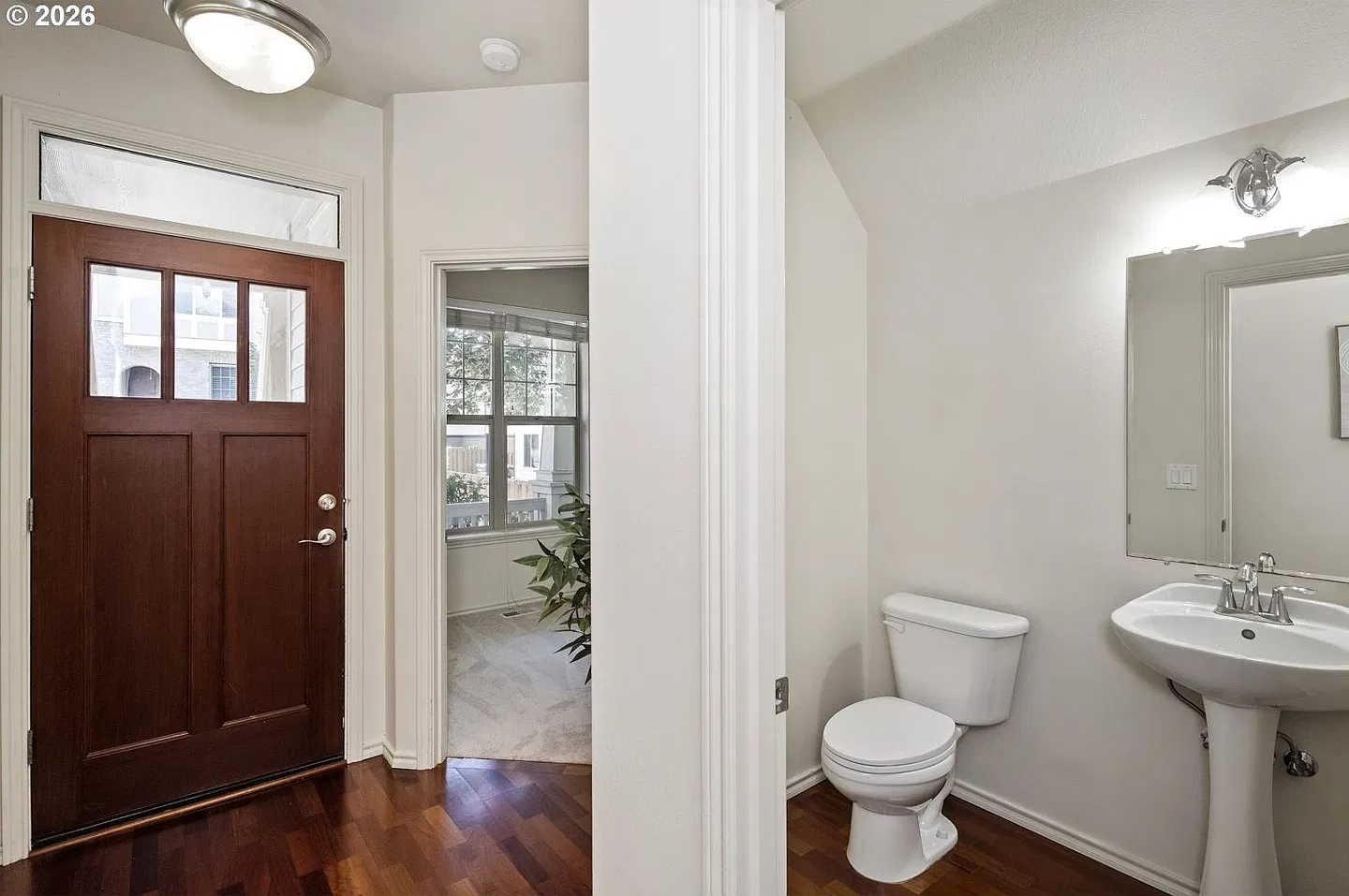 3 Bedroom Plus Den in this Desirable Bull Mountain area! — Photo 4