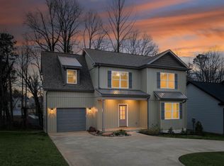 1320 Shoresbrook Rd, Spartanburg, SC 29301