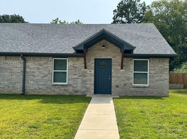 1417 E Earle #204