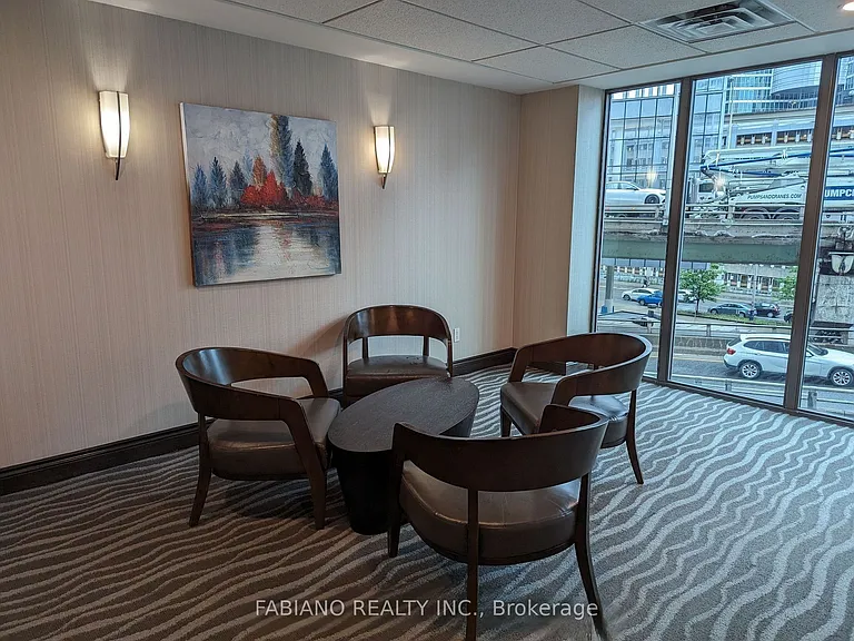 19 Grand Trunk Cres #3302 — Photo 22