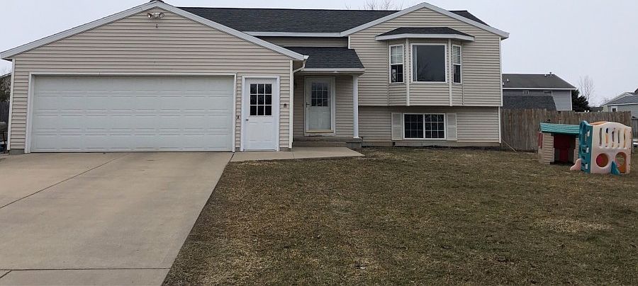 1st image of 11796 Deerfield Dr