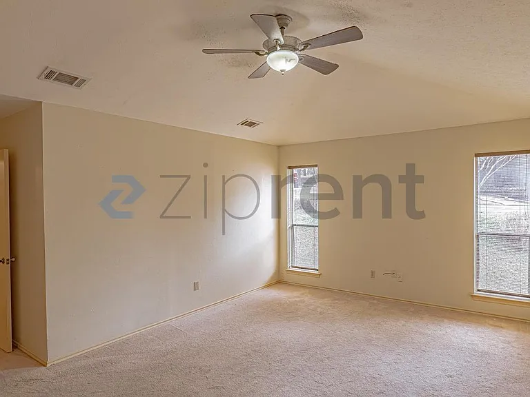10 Cypress Ct — Photo 11
