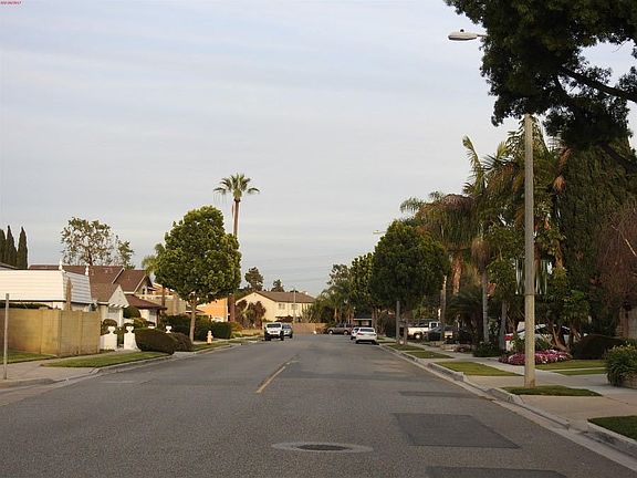 5th image of 7122 Wellesley Ave