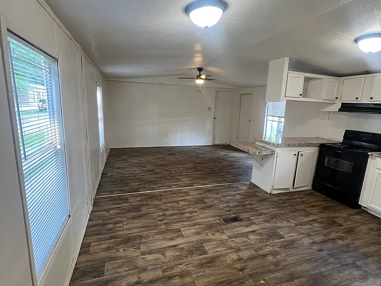 47 Emmanuel Ln — Photo 8