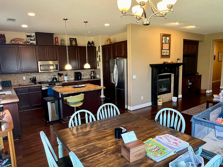 805 Sage Crest Dr — Photo 10
