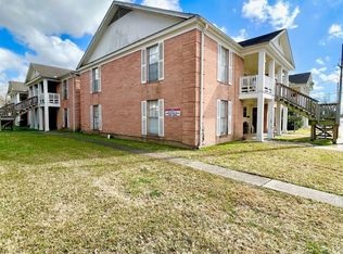 880 N 7th St APT 11, Beaumont, TX 77702