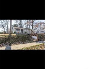 203 Buckingham Dr, Glen Burnie, MD