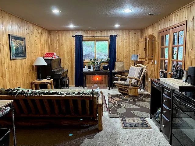 Cheyenne Rd — Photo 15