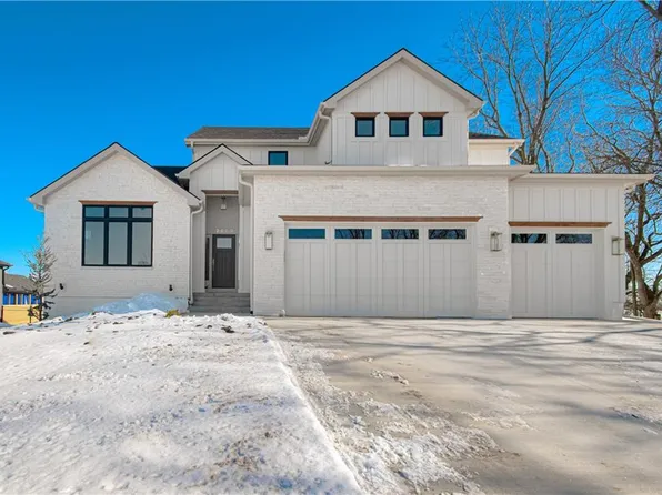 2403 Larkspur Dr, Kearney, MO 64060