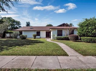 1654 Green Meadow Ln, Orlando, FL 32825