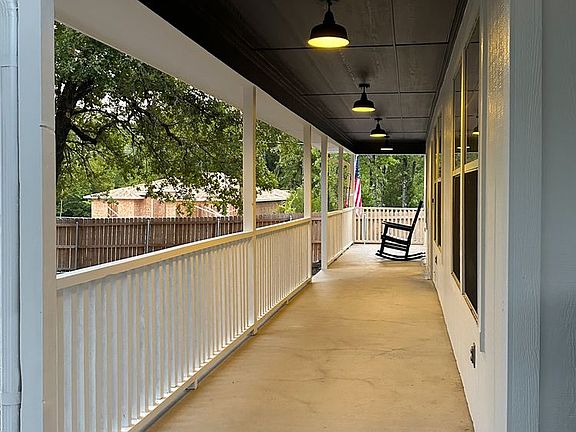 2nd image of 128 Pollyanna Dr