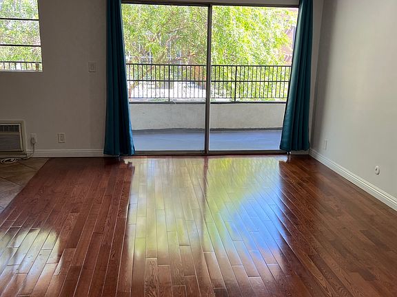 5th image of 3420 Council St #201