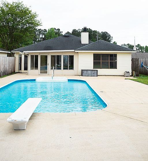 Pool/ Backyard