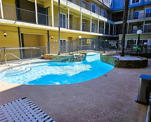 921 Marine Dr Photo 1