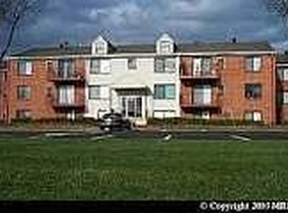 125I Clubhouse Dr SW #I-7, Leesburg, VA 20175