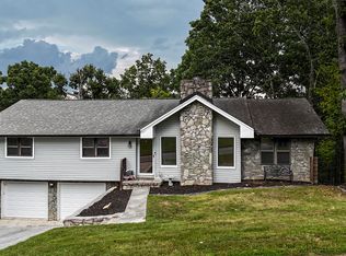 945 Sherry Cir, Hixson, TN 37343