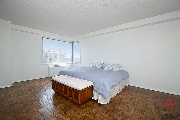 Sold by Wohlfarth & Associates Inc | media 8