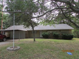 812 Vickie Dr, Azle, TX 76020