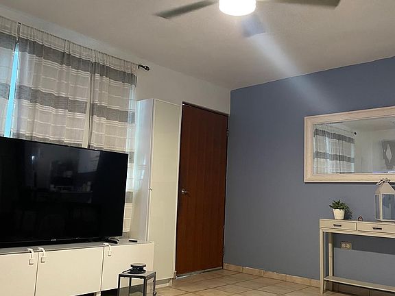 5th image of 452 Calle 36 SW #203