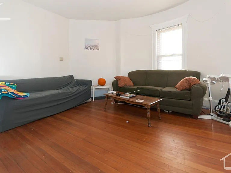 44 Brainerd Rd #2B — Photo 2