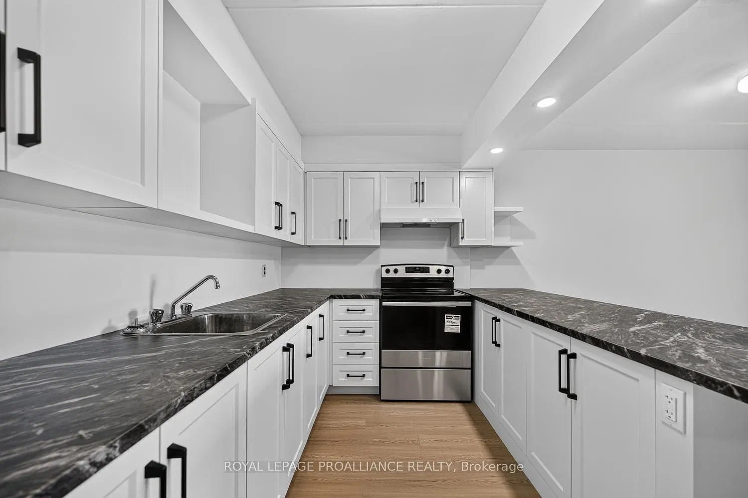 Wilno Place — Photo 4