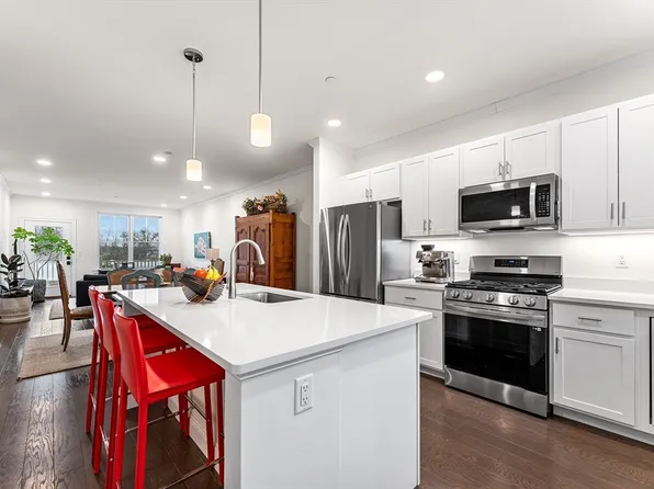 7 E Dexter Ave #39, Woburn, MA 01801