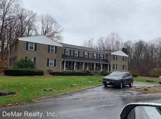 205 S Elruth Ave #10, Girard, OH 44420