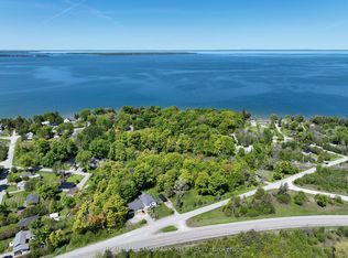 25066 Commodore Rd #101, Brock, ON L0K1A0
