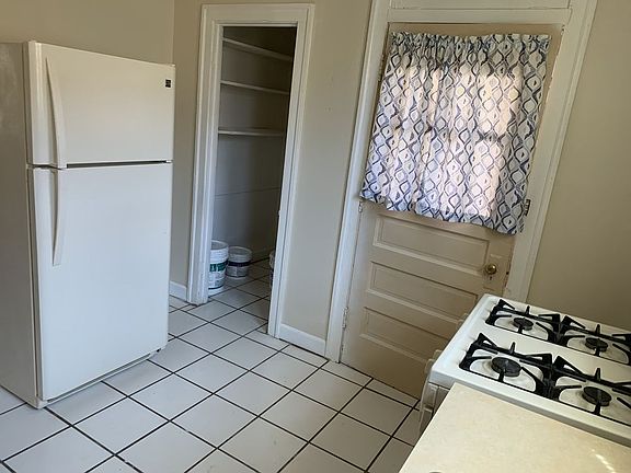 3rd image of 8401-8403 S Essex Ave