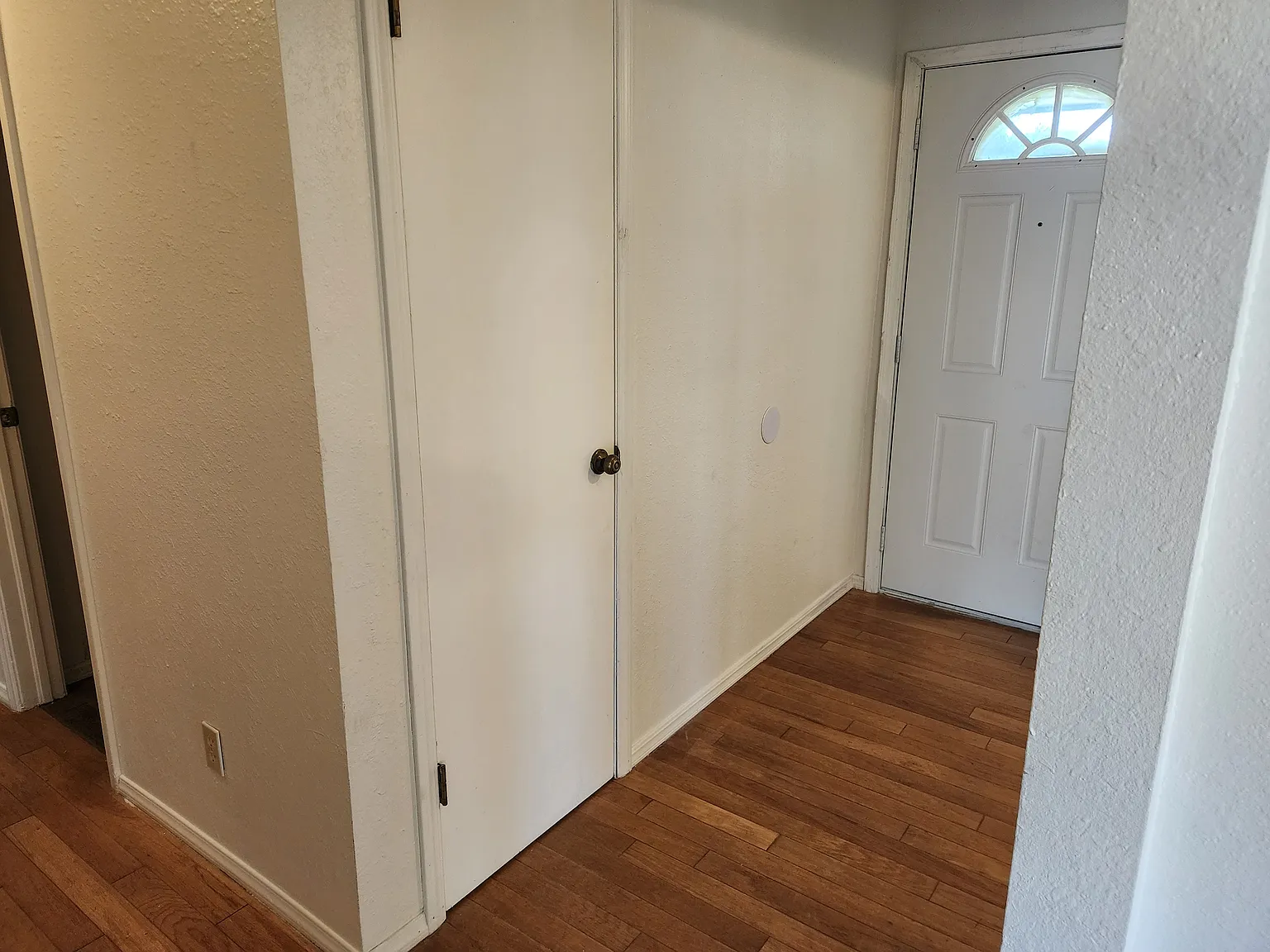 3 bed, 1410 sqft, $1,450 — Photo 3