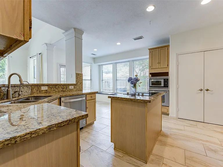 1215 Whisper Trace Ct — Photo 6