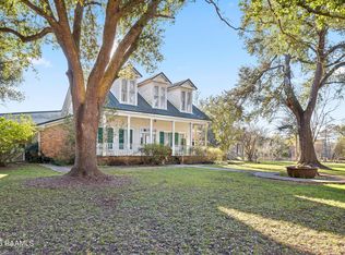 726 E Broussard Rd, Lafayette, LA 70508