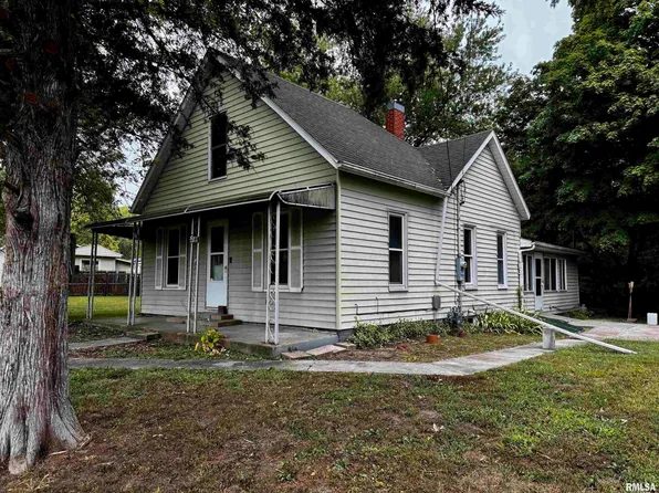 718 N Coal St, Colchester, IL 62326