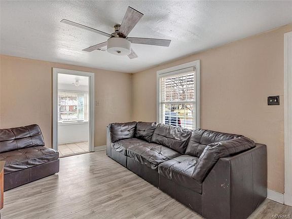 5th image of 7403 Alycia Ave
