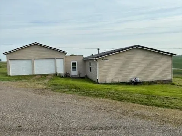 10600 Hickory Rd, Bloomington, WI 53804