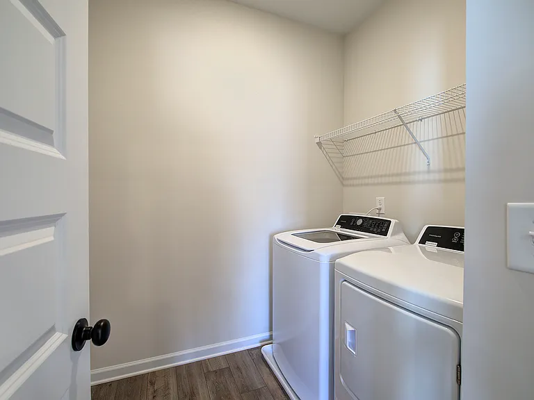 401 Perth Dr — Photo 21