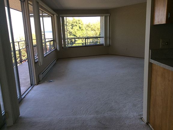 2nd image of 7050 Lincoln Park Way SW APT 302