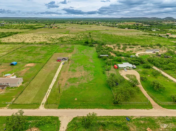 1704 Bramlett Ln, San Angelo, TX 76905