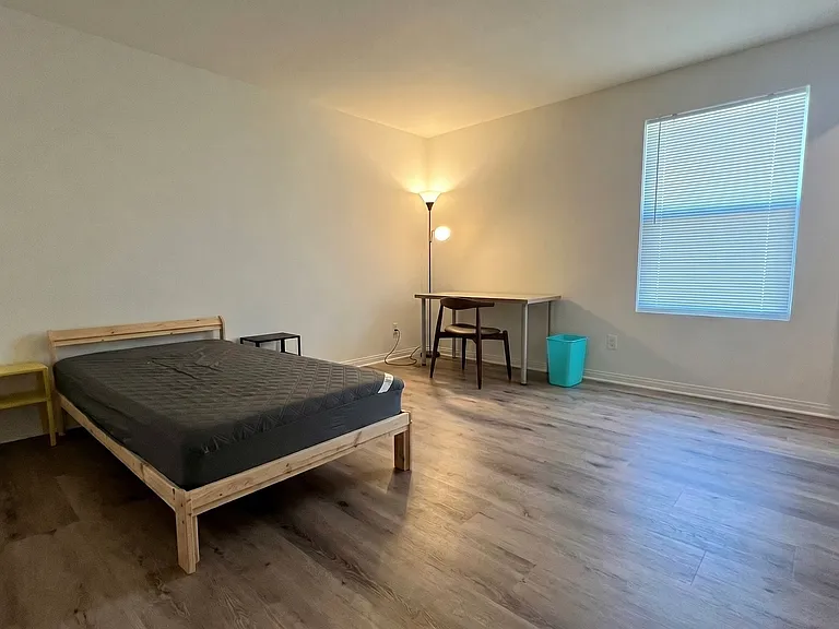 Room E
