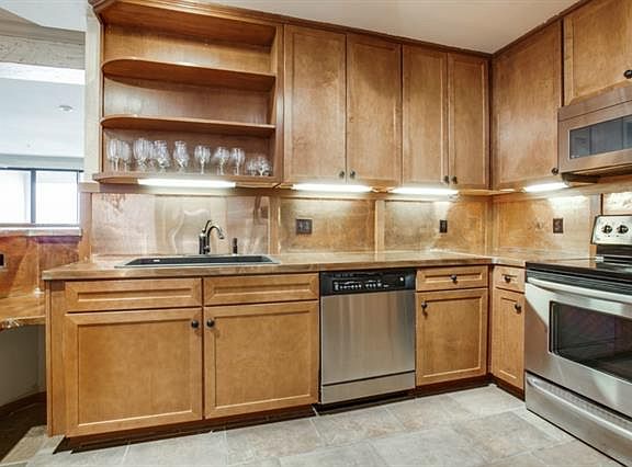 4th image of 330 Las Colinas Blvd E APT 904