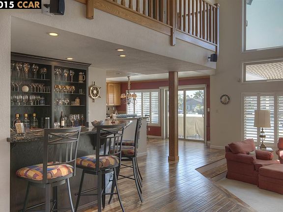 3rd image of 1804 Seal Way