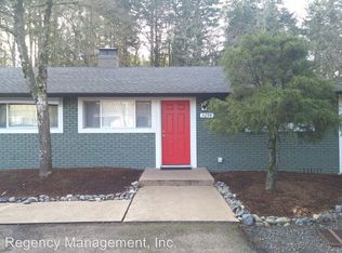 3320 NE 8th St, Gresham, OR 97030