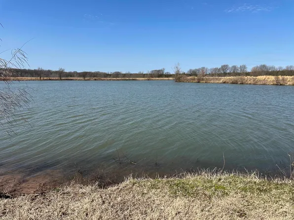 51 Mound View Dr, England, AR 72046