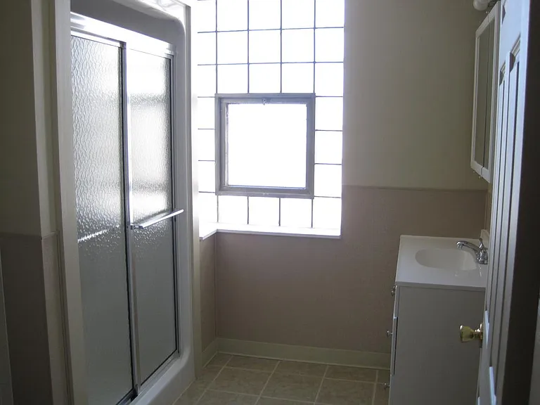 FULL BATH