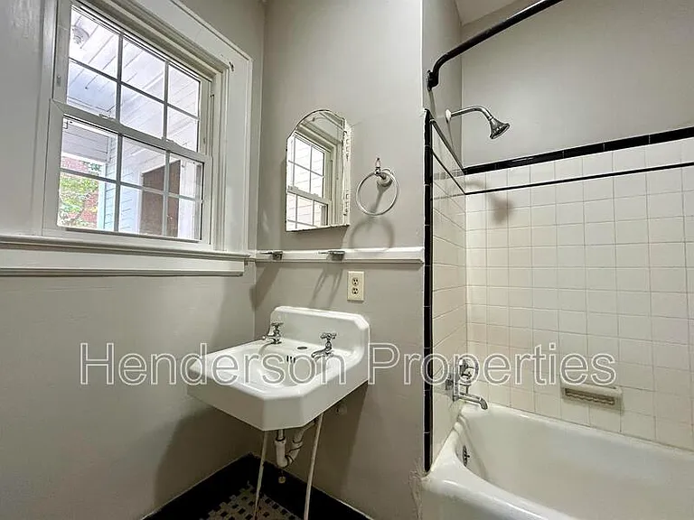 1326 Saint Julien St — Photo 15