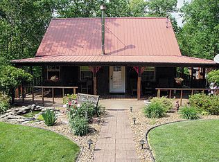 741 Hanging Limb Hwy, Crawford, TN 38554