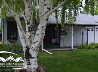 1246 N Fork Dr, Douglas, WY 82633