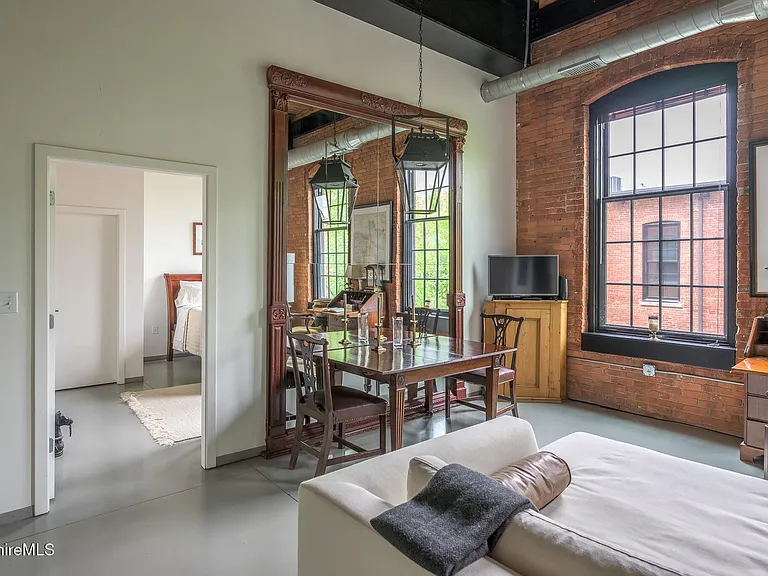 160 Water St #210 — Photo 15