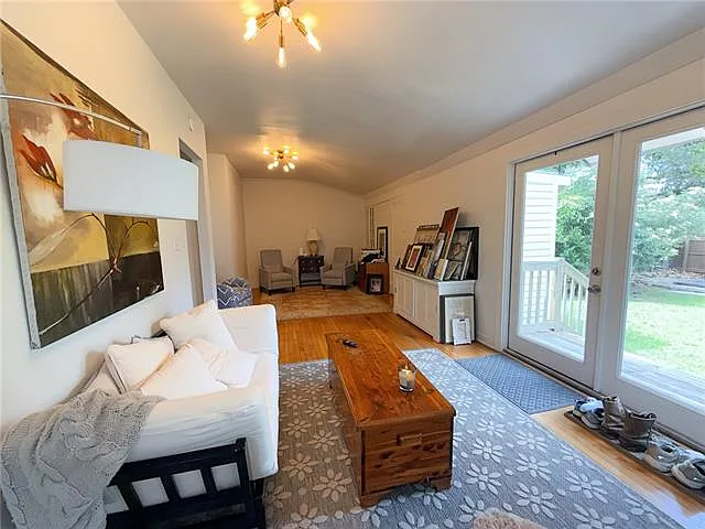 7831 Plum St — Photo 28